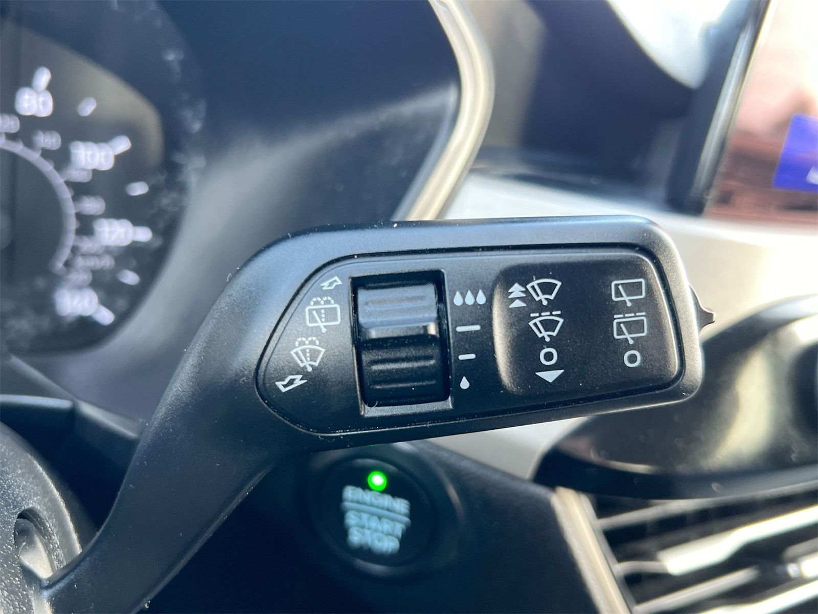 Thumbnail: 2021 Ford Escape - 26