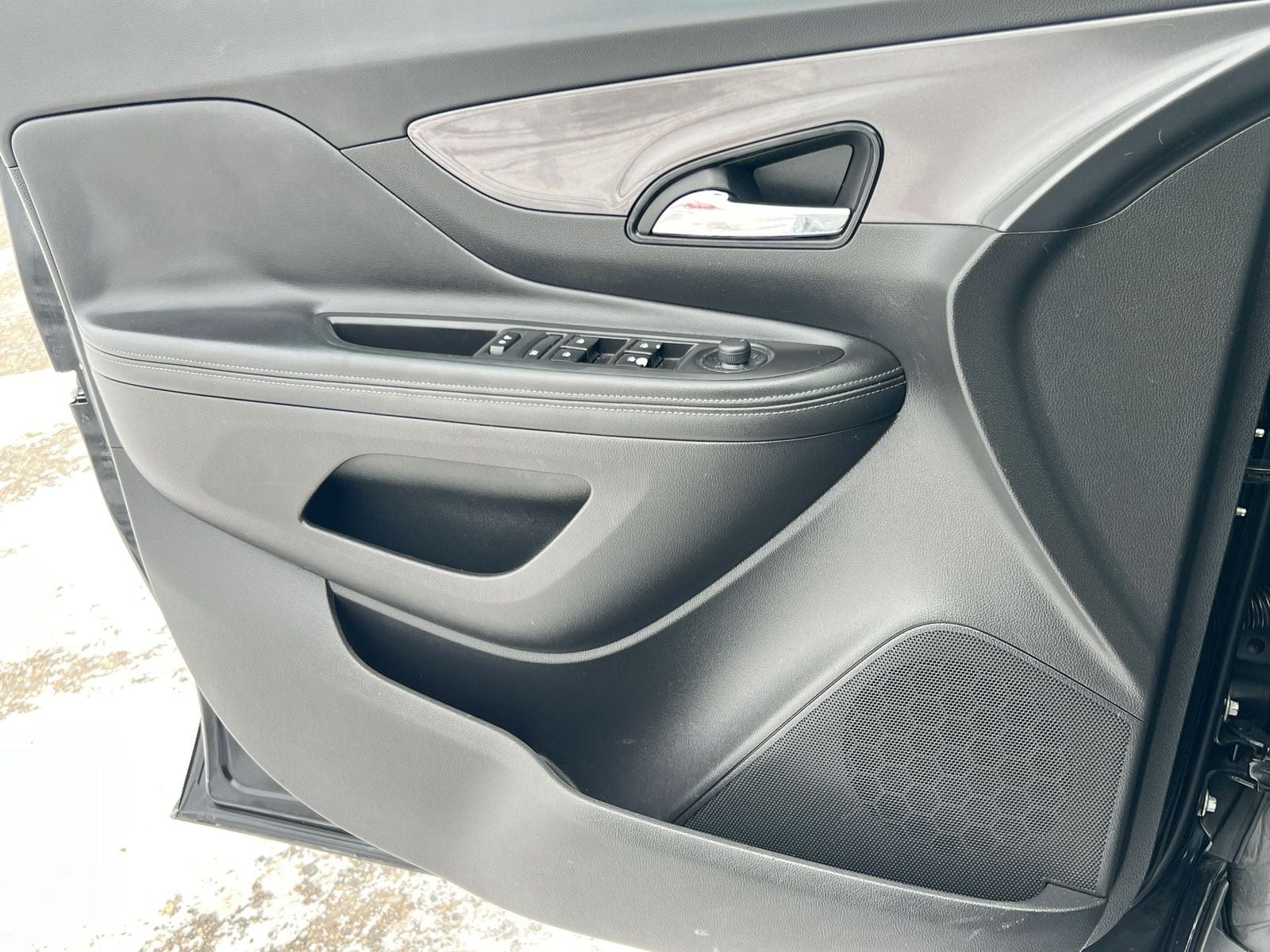 Thumbnail: 2018 Buick Encore - 30