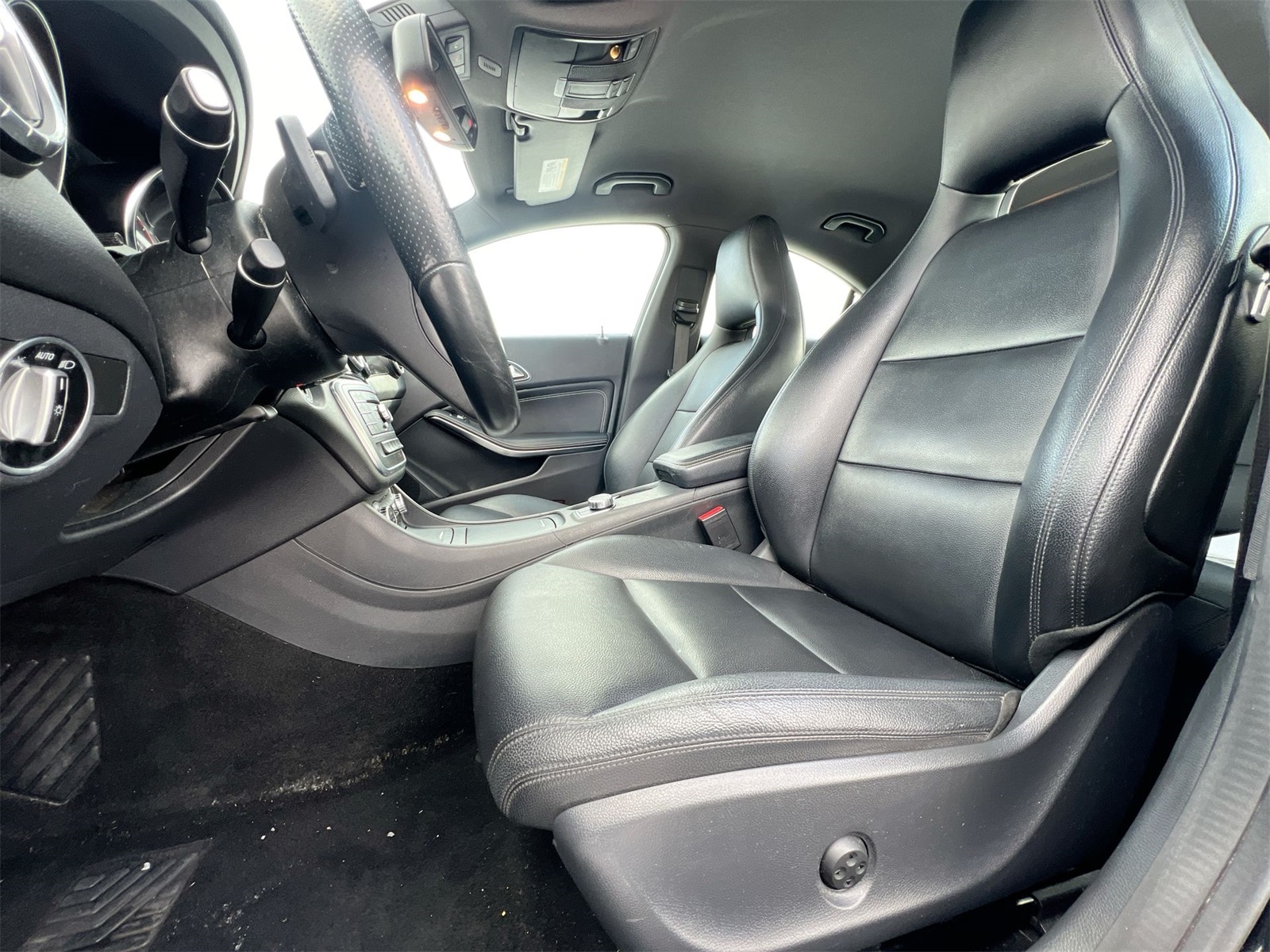 Thumbnail: 2015 Mercedes-Benz CLA - 16