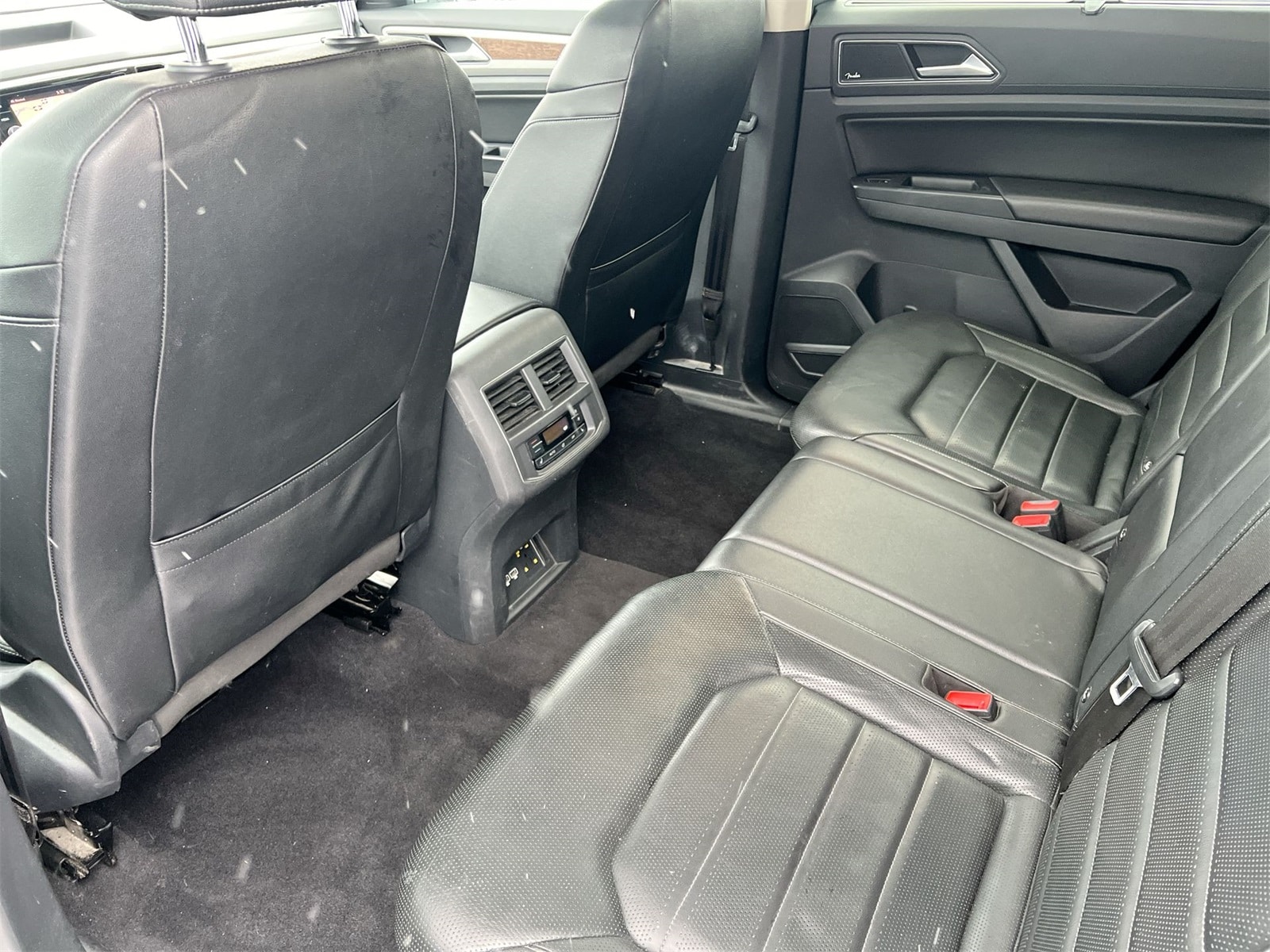 Thumbnail: 2019 Volkswagen Atlas - 18