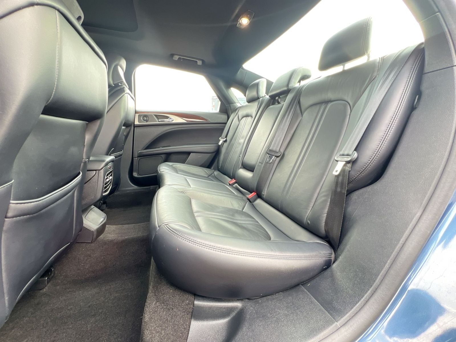 Thumbnail: 2019 Lincoln MKZ - 18