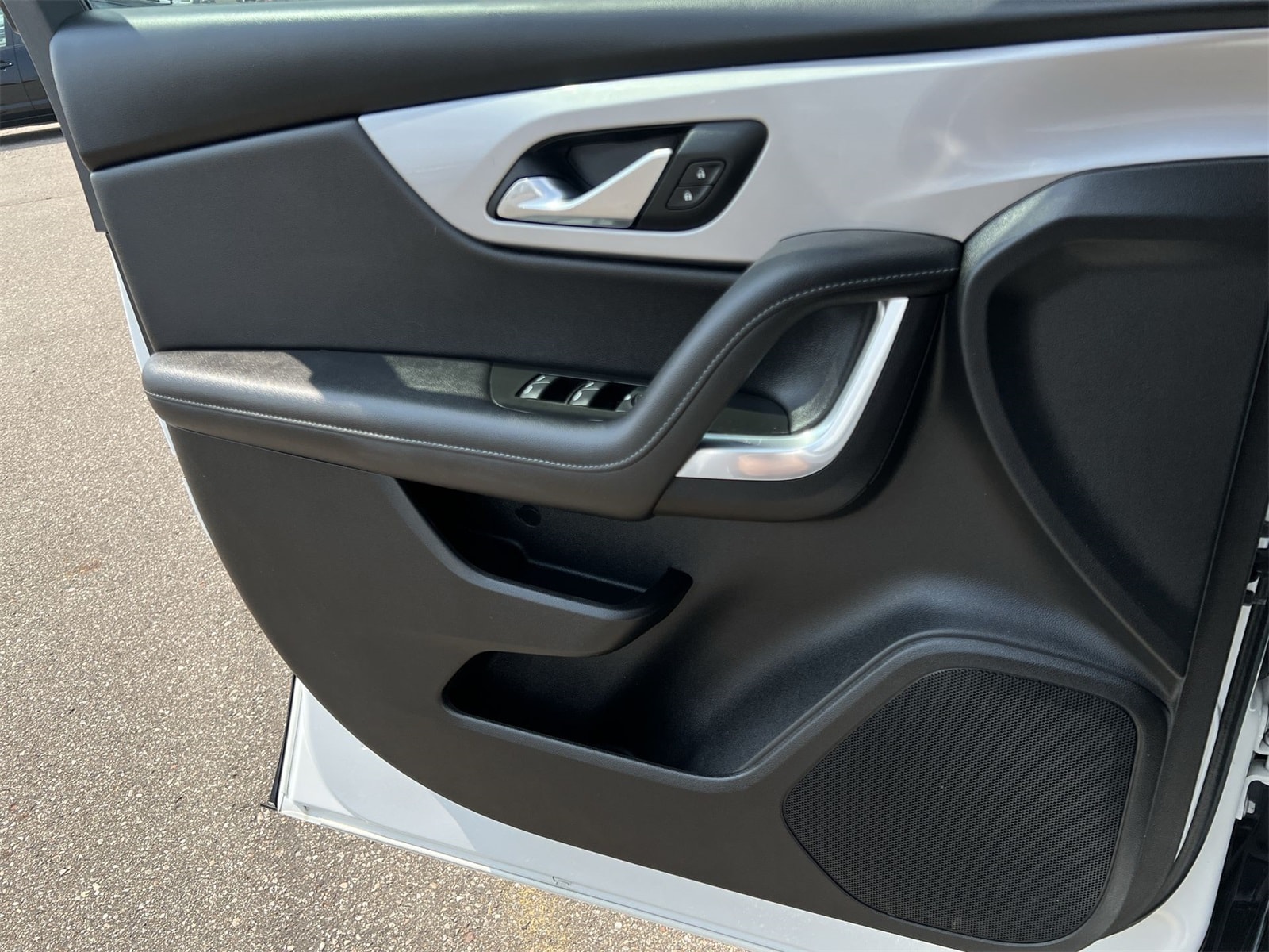 Thumbnail: 2021 Chevrolet Blazer - 30