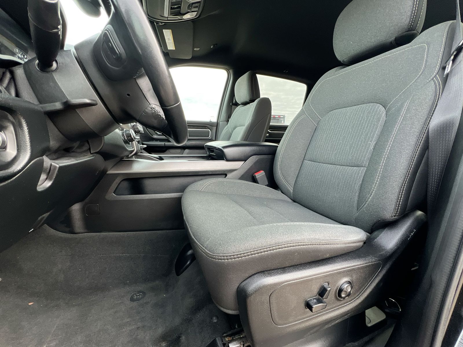 Thumbnail: 2020 RAM 1500 - 16