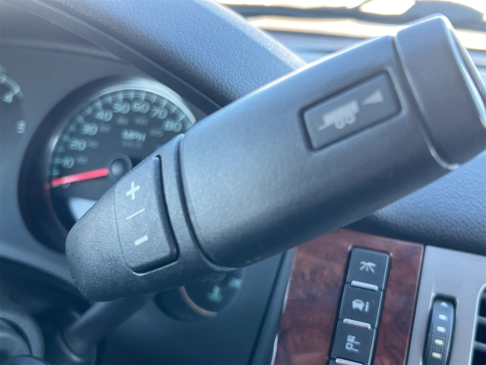 Thumbnail: 2012 GMC Yukon - 30