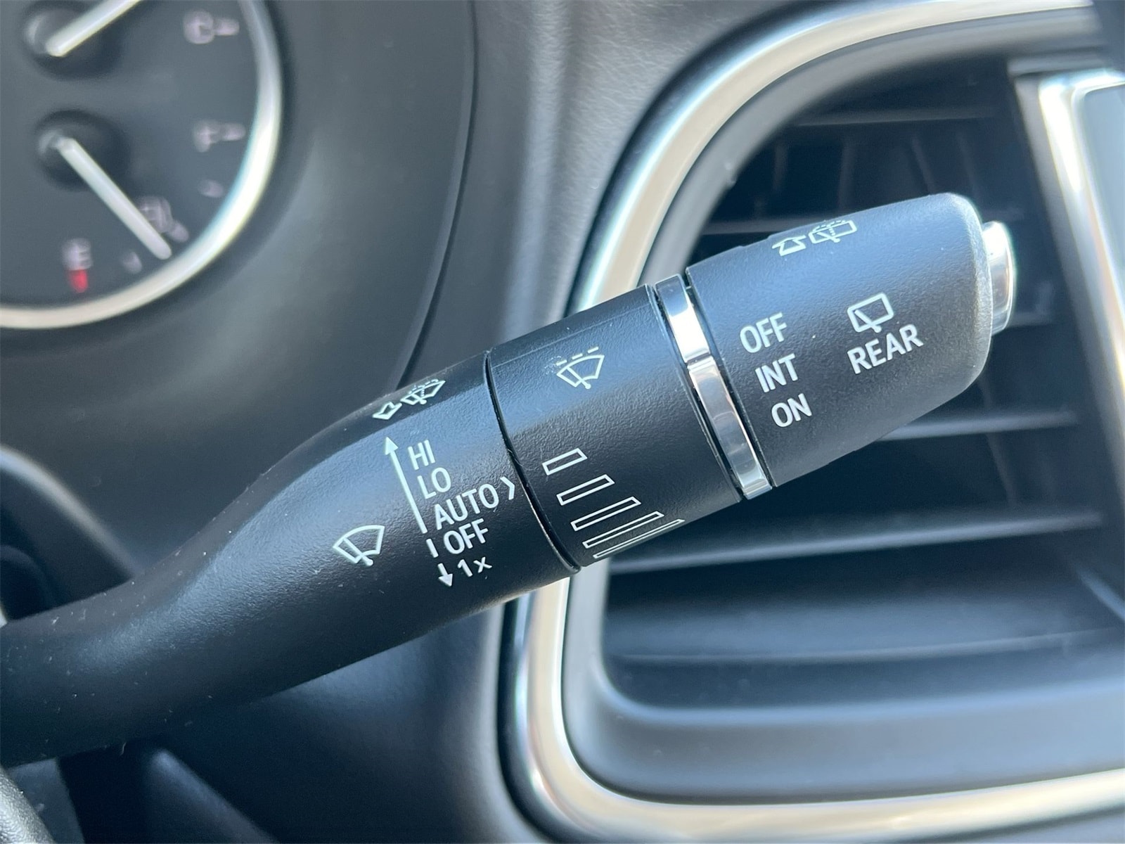 Thumbnail: 2024 Buick Enclave - 25