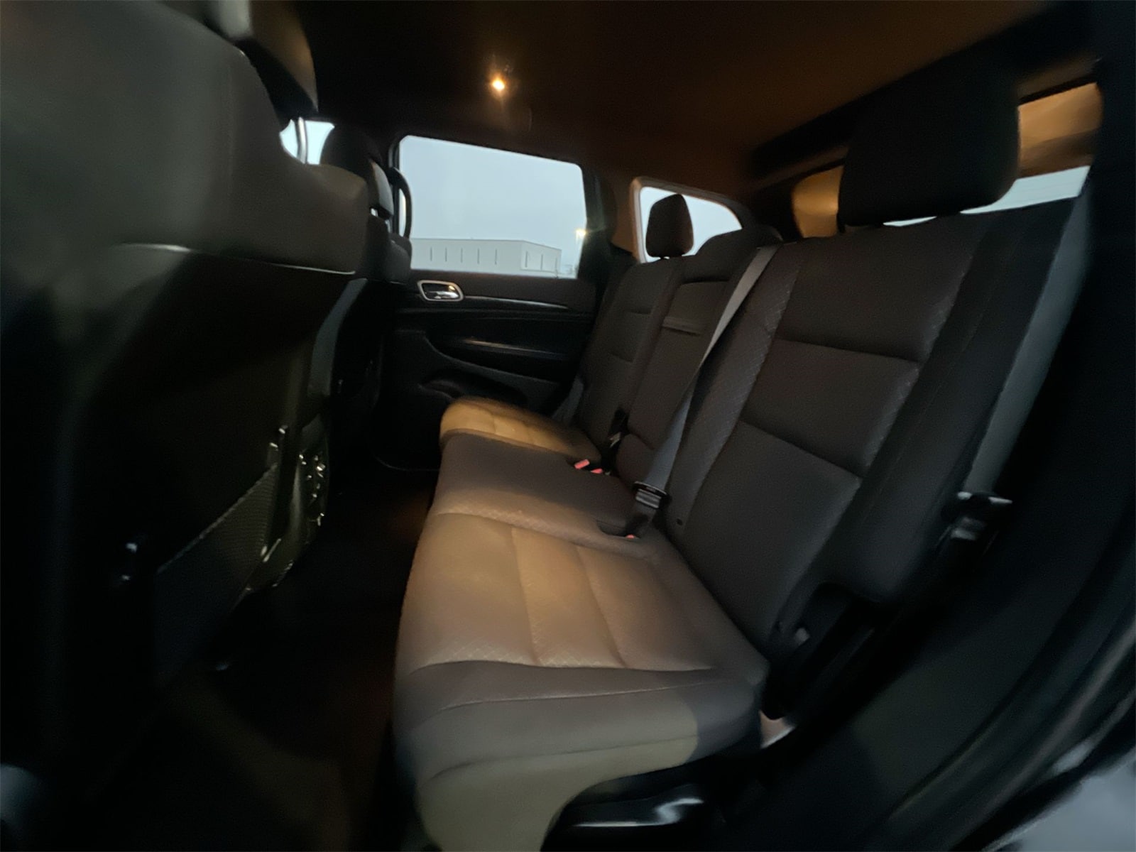 Thumbnail: 2020 Jeep Grand Cherokee - 19