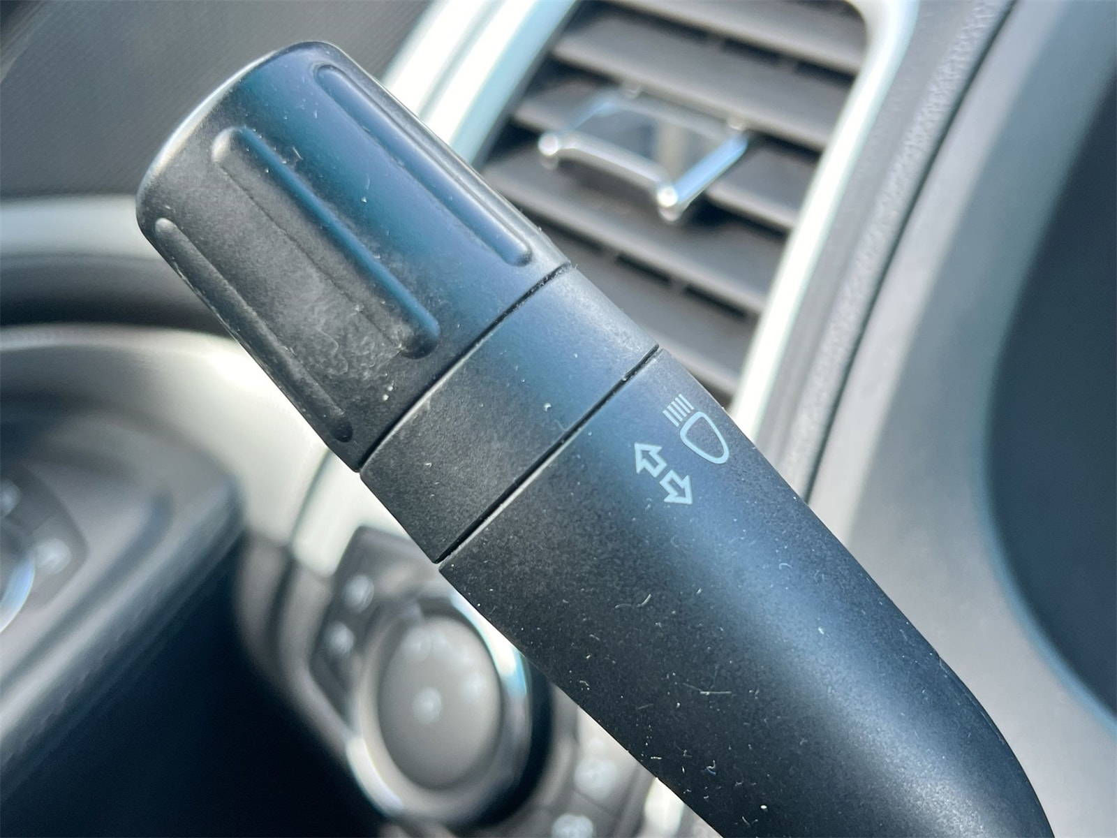 Thumbnail: 2015 Ford Explorer - 26