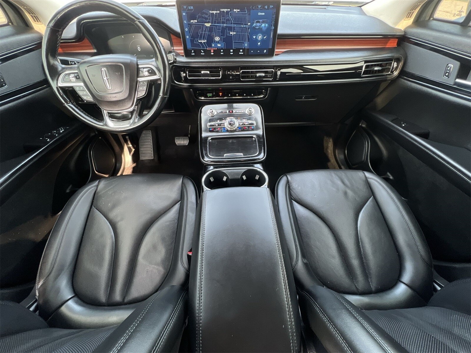 Thumbnail: 2022 Lincoln Nautilus - 16