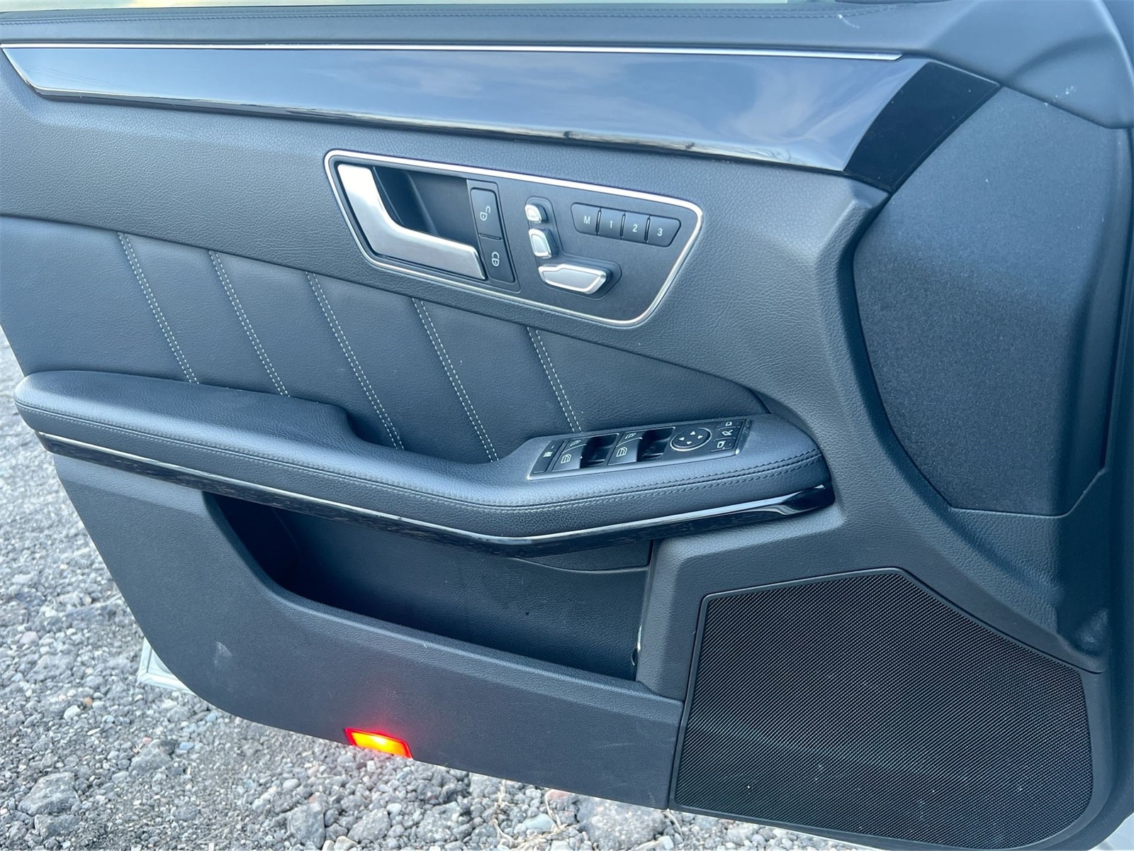 Thumbnail: 2016 Mercedes-Benz E-Class - 29