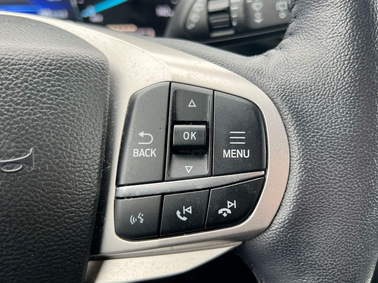 Thumbnail: 2023 Ford Explorer - 24