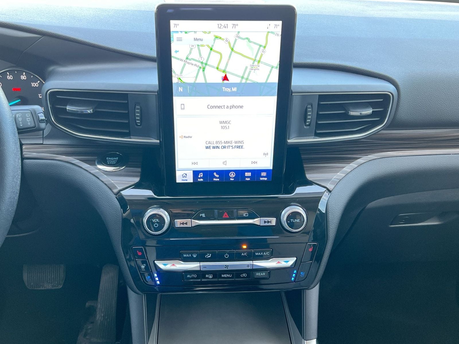 Thumbnail: 2023 Ford Explorer - 27