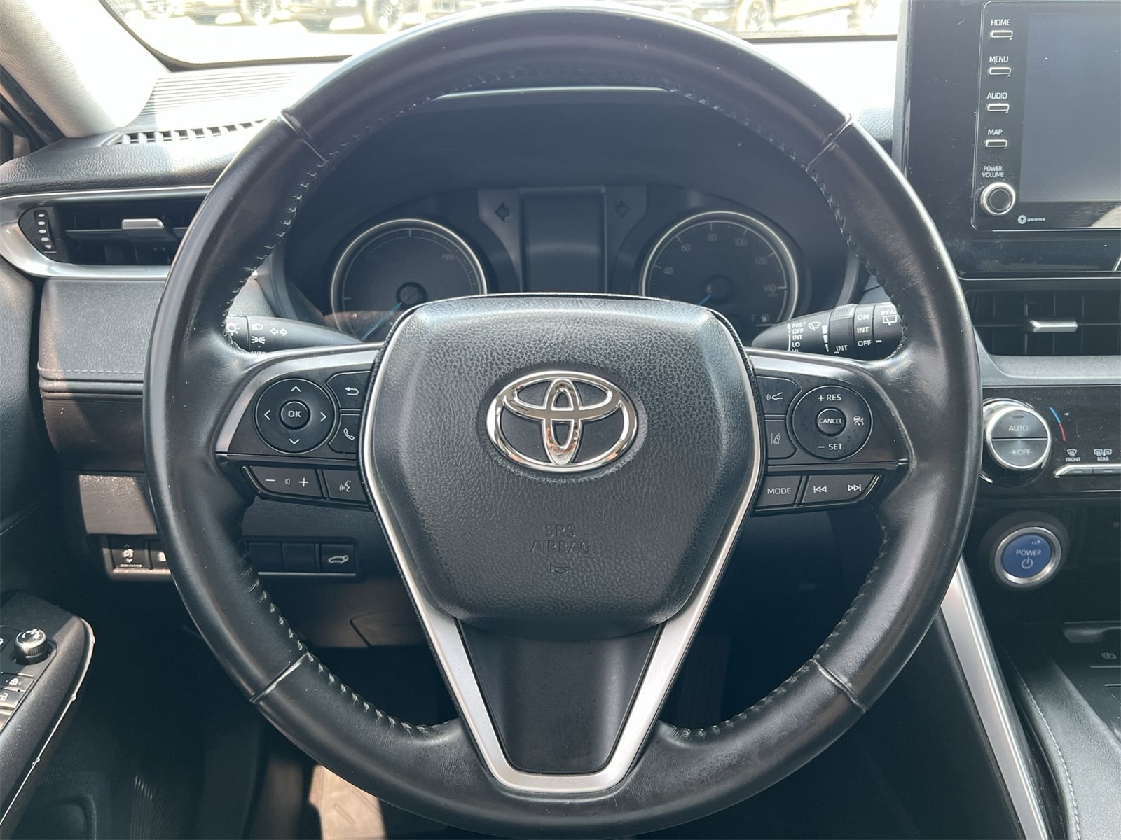 Thumbnail: 2021 Toyota Venza - 23