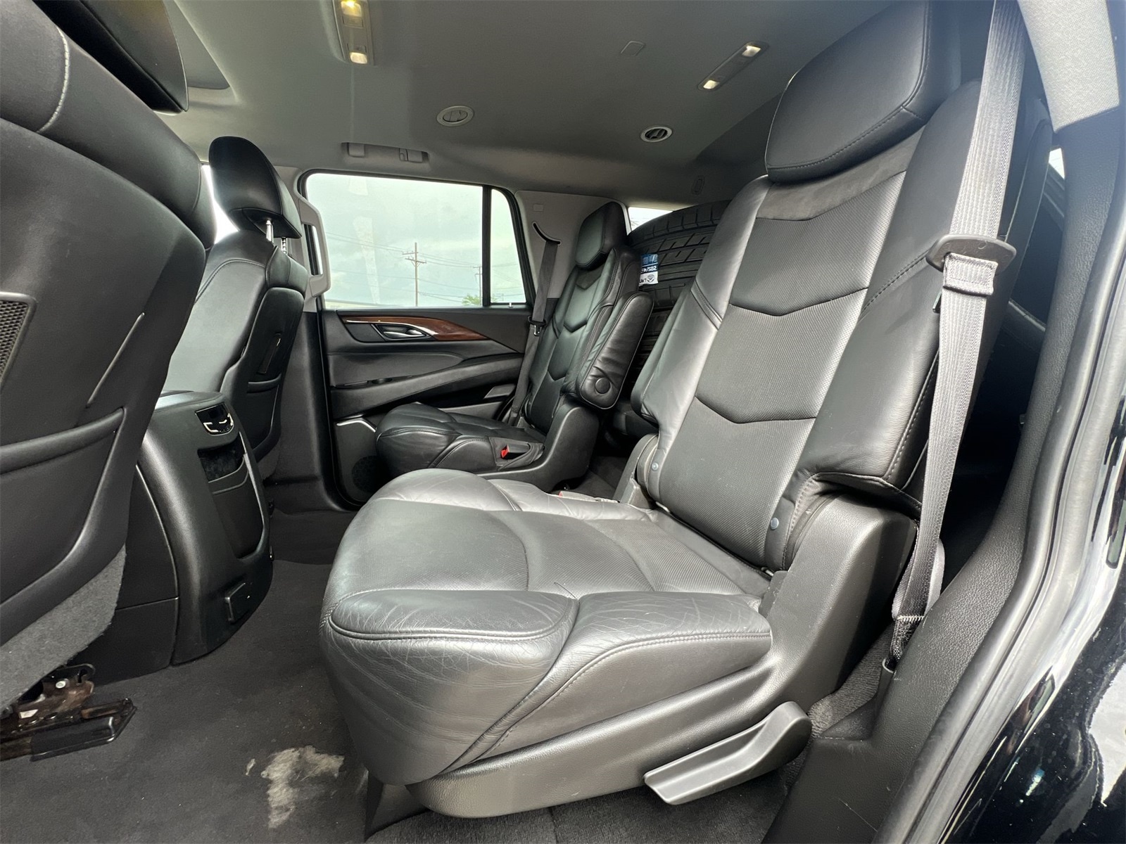 Thumbnail: 2018 Cadillac Escalade - 21