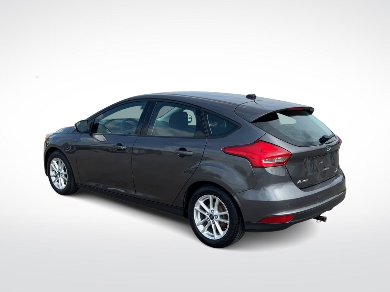 Thumbnail: 2015 Ford Focus - 6