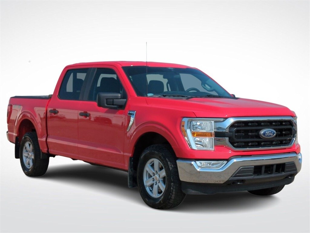 Used 2022 Ford F-150 XLT with VIN 1FTEW1EP2NKD65064 for sale in Troy, MI