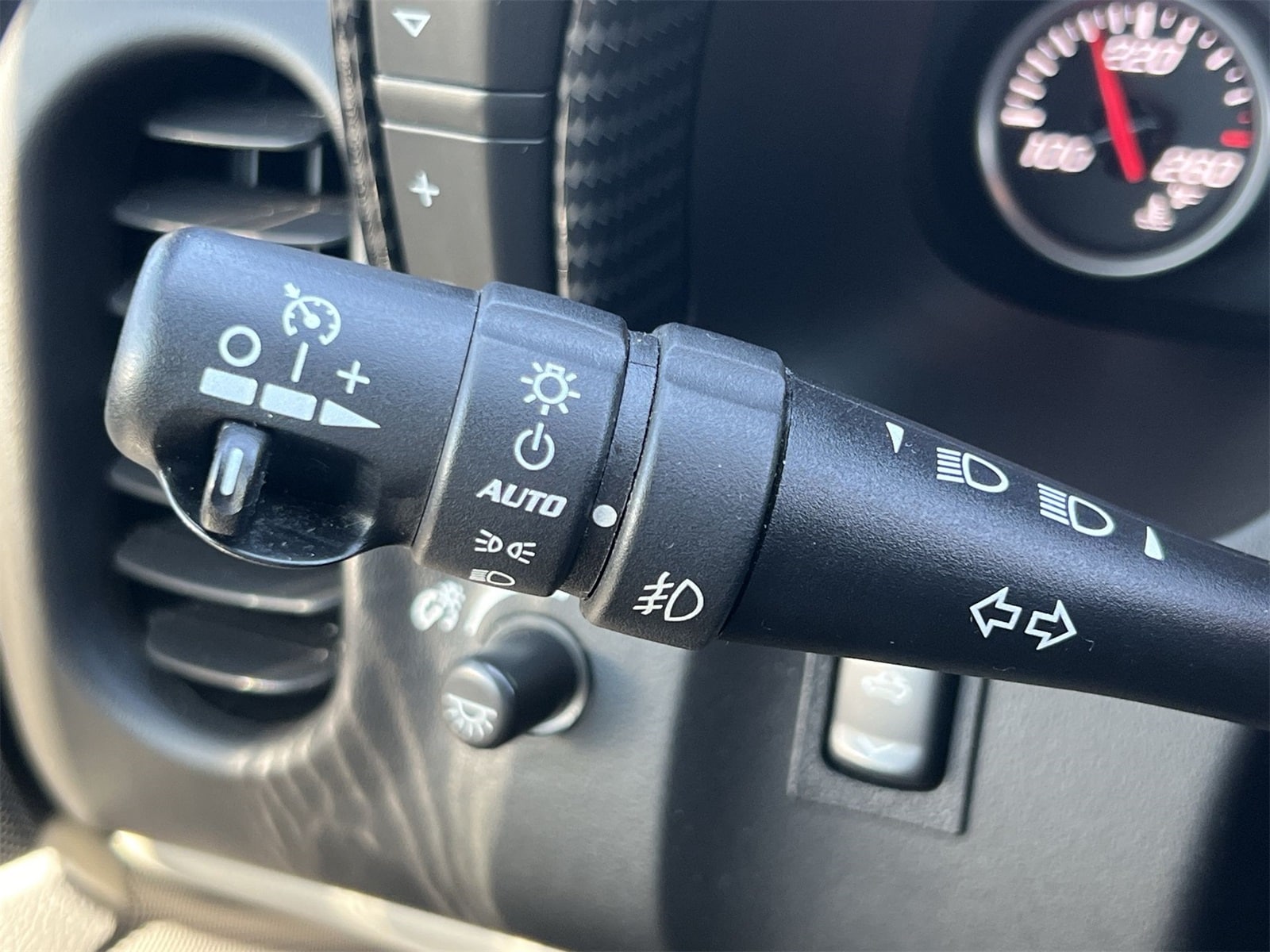 Thumbnail: 2010 Chevrolet Corvette - 28