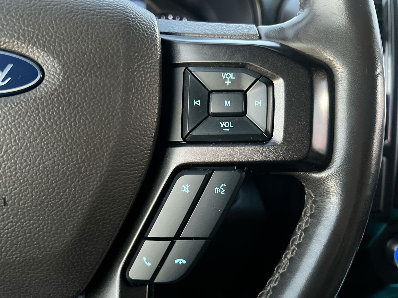 Thumbnail: 2021 Ford Expedition - 23