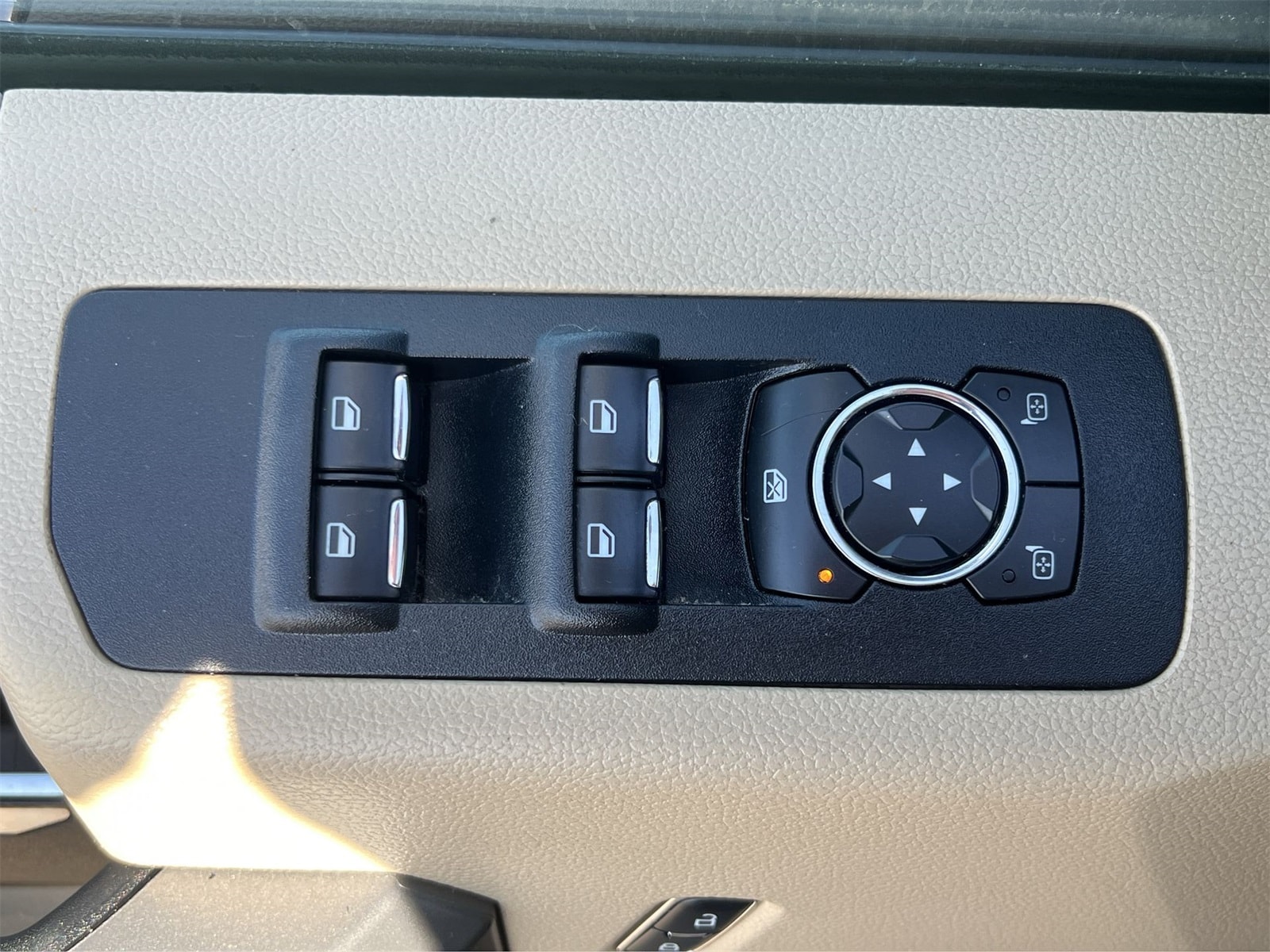 Thumbnail: 2016 Ford F-150 - 17