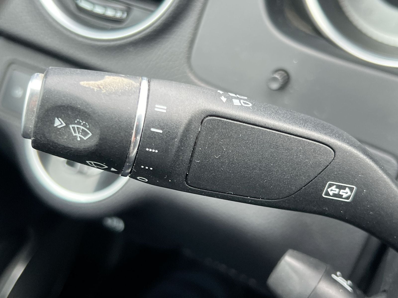 Thumbnail: 2013 Mercedes-Benz C-Class - 25