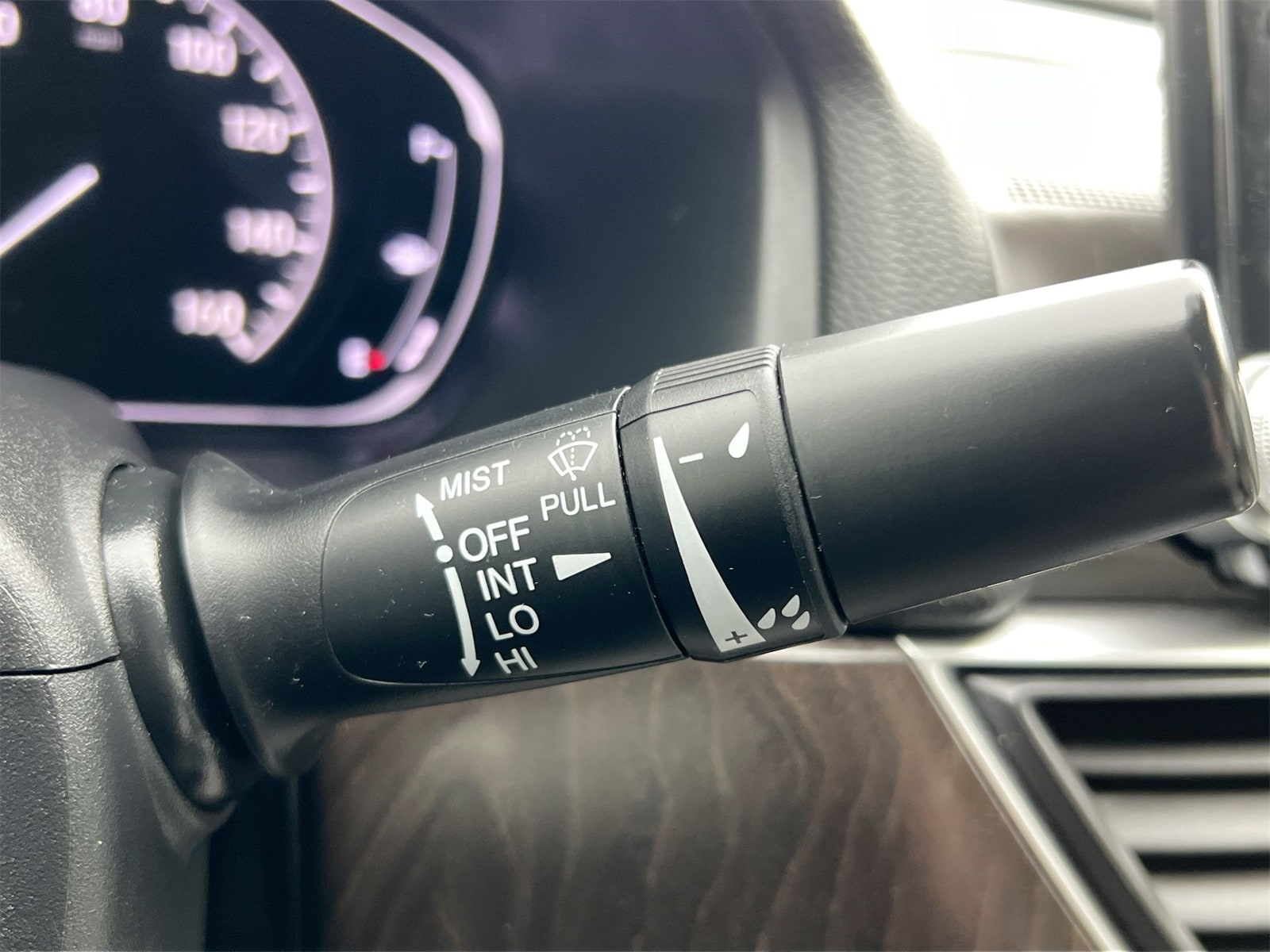 Thumbnail: 2018 Honda Accord - 25