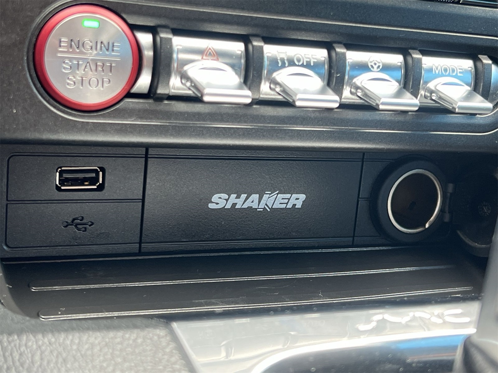 Thumbnail: 2018 Ford Mustang - 31