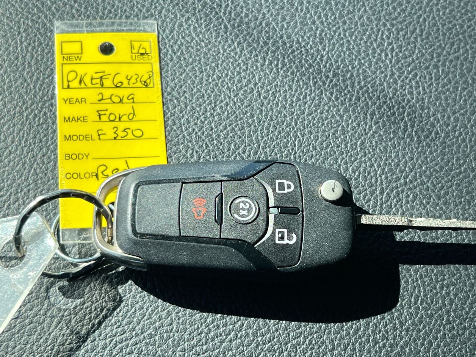 Thumbnail: 2019 Ford F-350 - 34