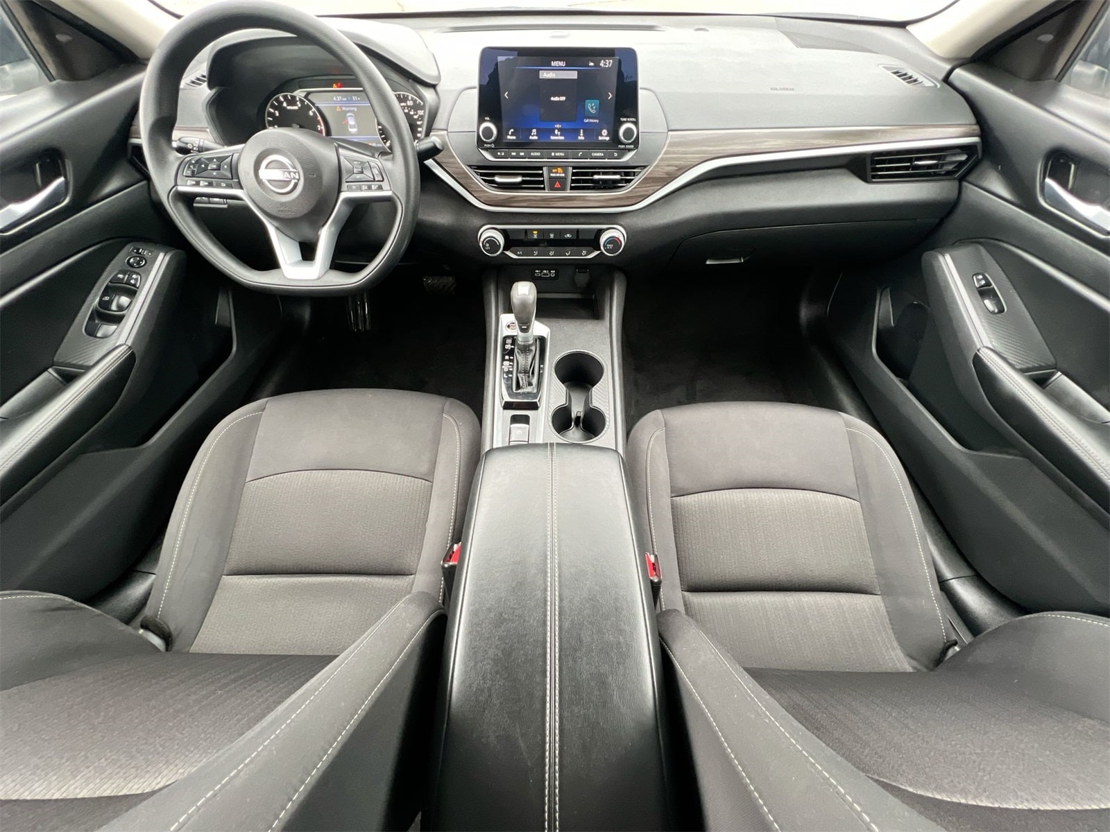 Thumbnail: 2025 Nissan Altima - 15