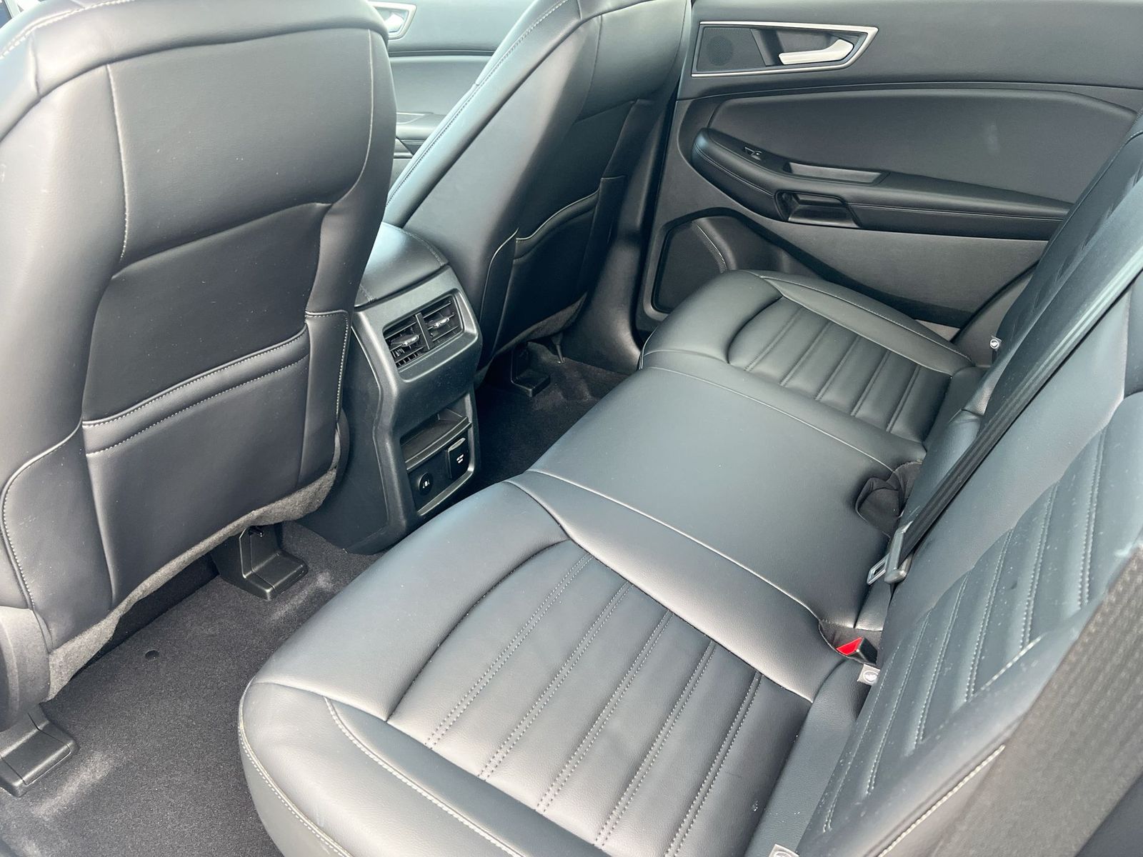 Thumbnail: 2024 Ford Edge - 18