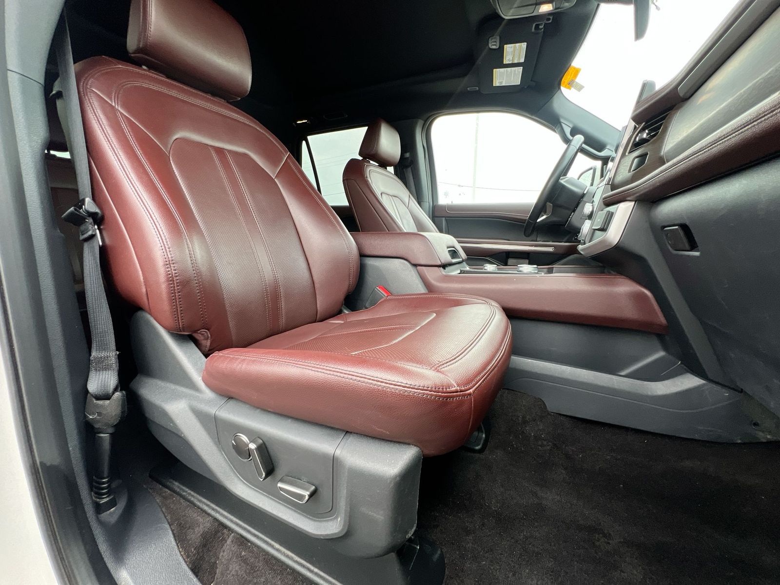 Thumbnail: 2022 Ford Expedition MAX - 20