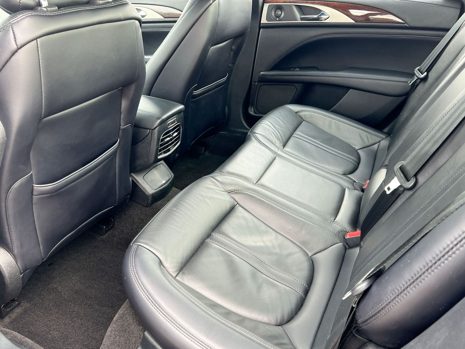 Thumbnail: 2019 Lincoln MKZ - 17