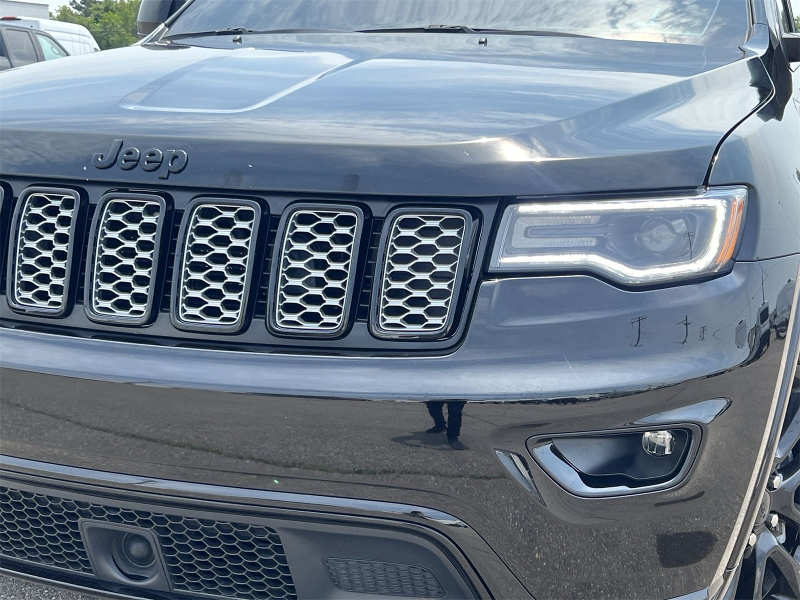 2020 Jeep Grand Cherokee Altitude 11