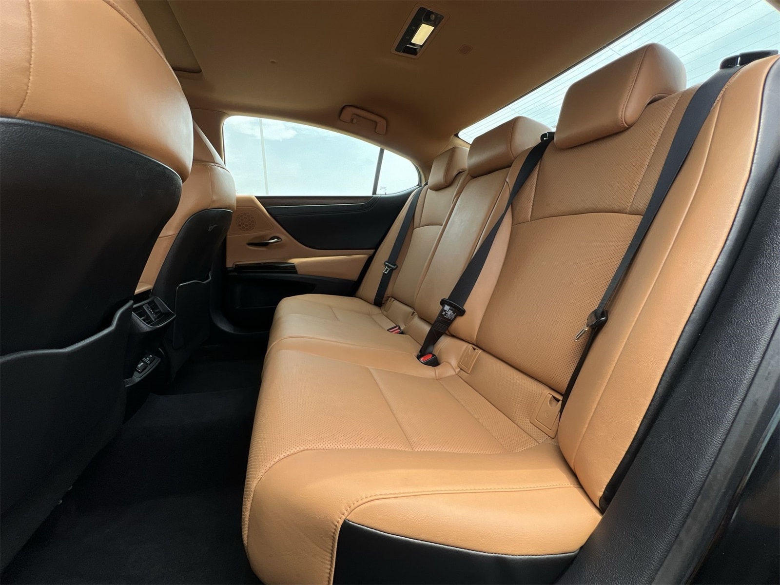 2024 Lexus ES 350 21