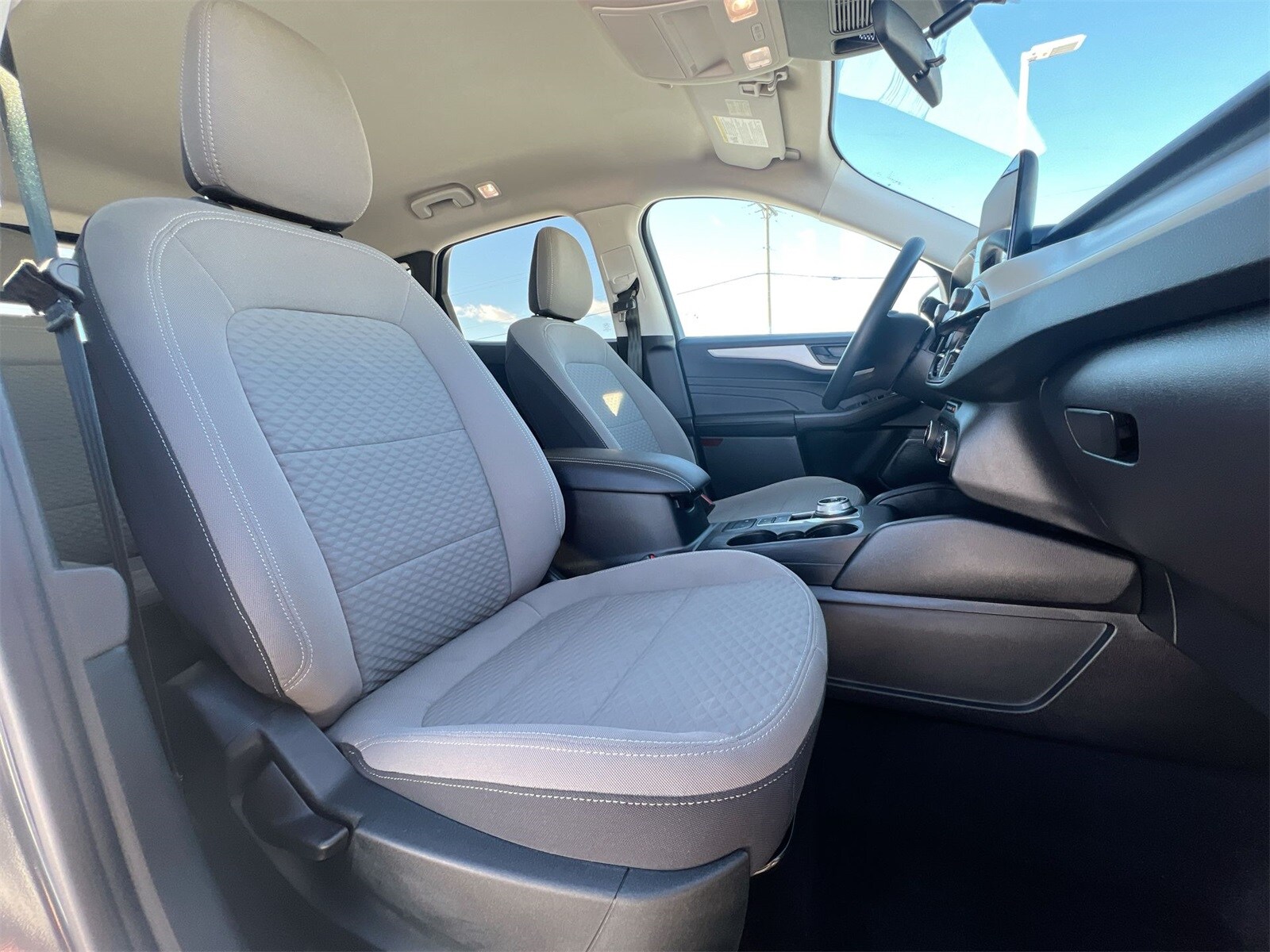 Thumbnail: 2022 Ford Escape - 23