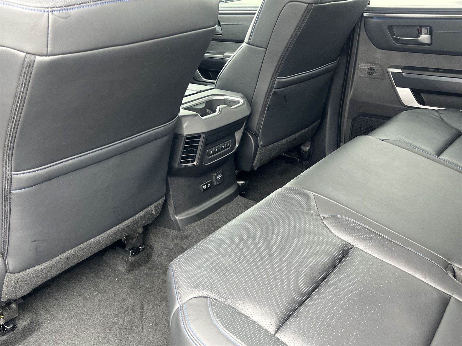 Thumbnail: 2023 Toyota Tundra - 19