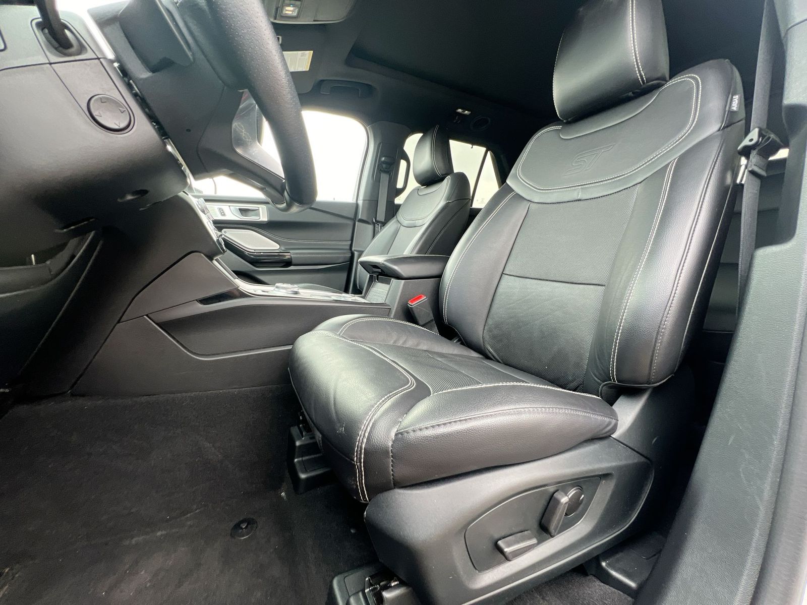 Thumbnail: 2024 Ford Explorer - 16