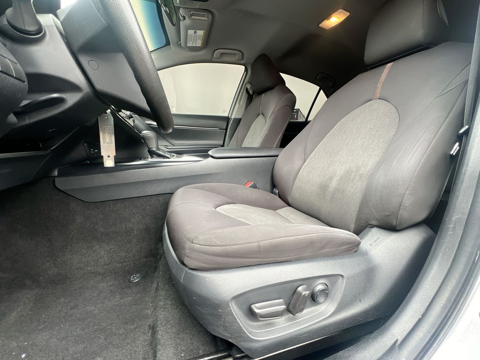 Thumbnail: 2019 Toyota Camry - 16