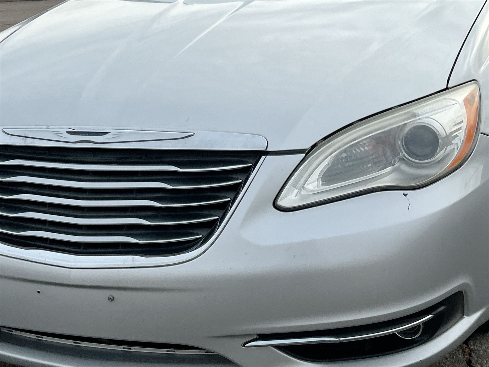 Thumbnail: 2012 Chrysler 200 - 11