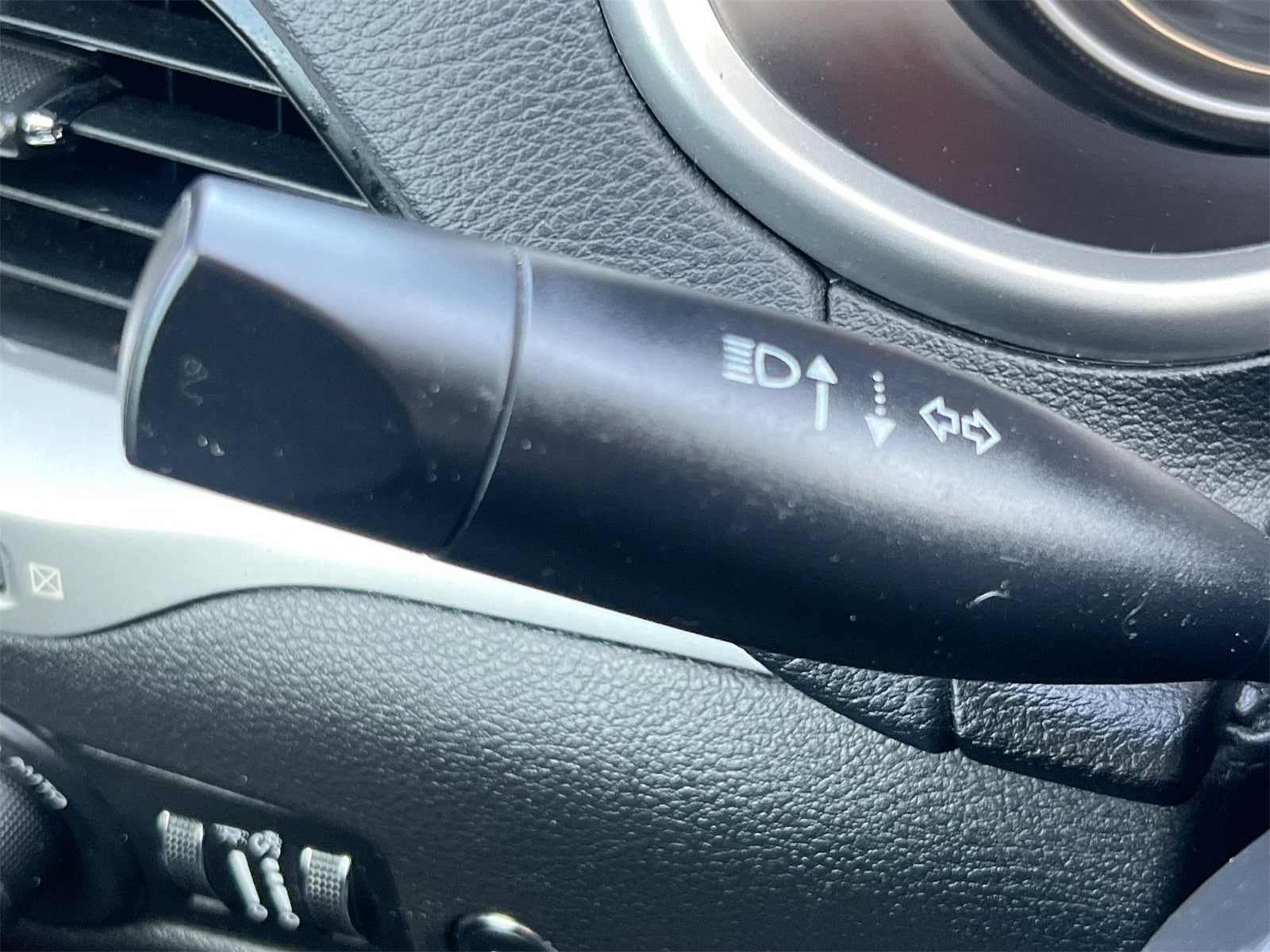 Thumbnail: 2015 Jeep Cherokee - 26