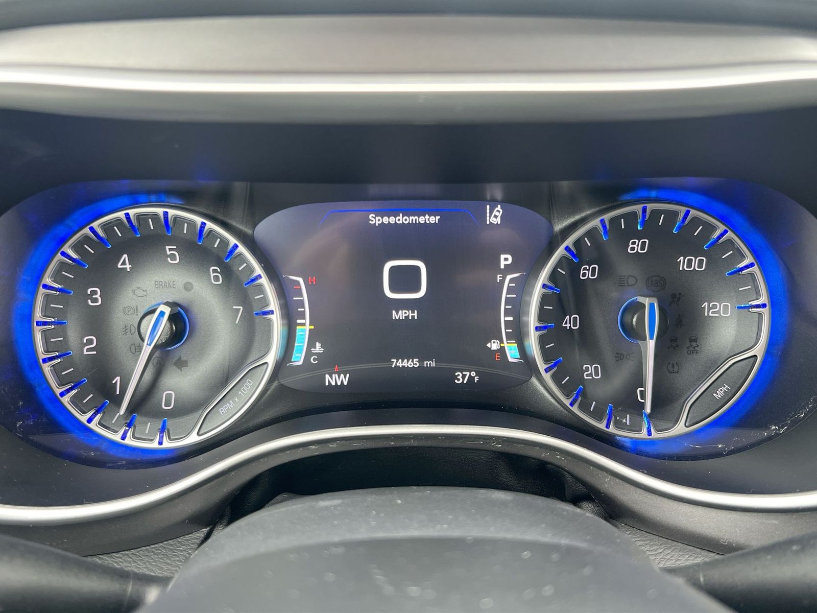 Thumbnail: 2023 Chrysler Pacifica - 33