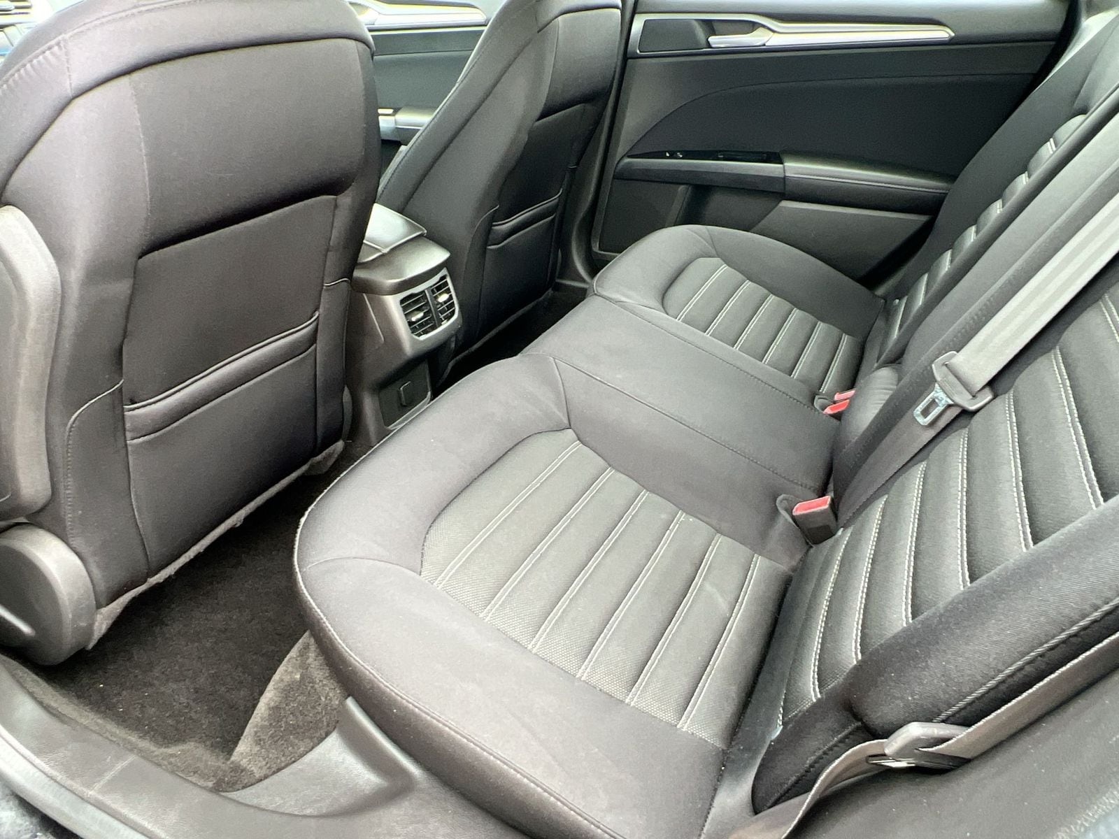 Thumbnail: 2014 Ford Fusion - 17