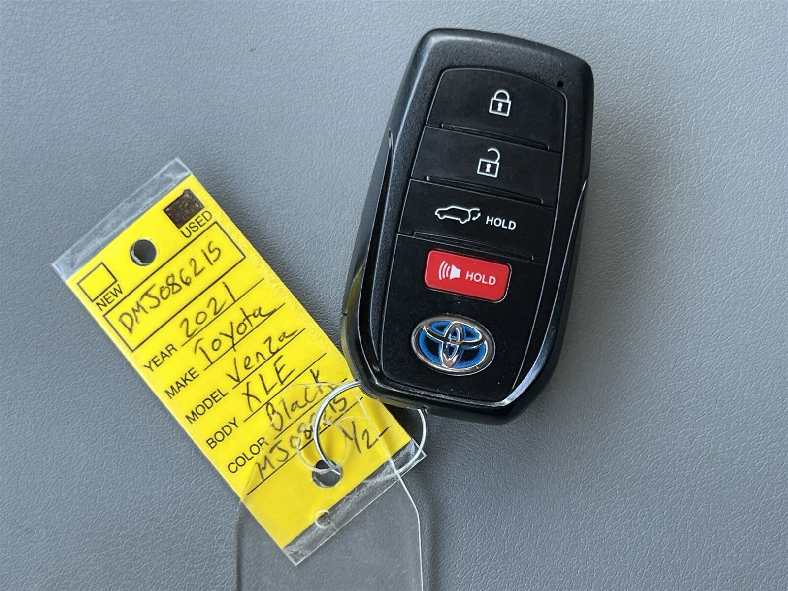 Thumbnail: 2021 Toyota Venza - 35