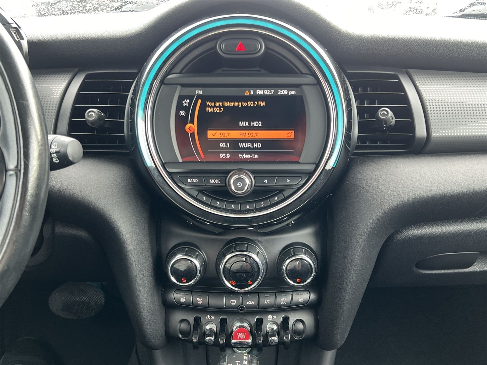 Thumbnail: 2019 MINI Cooper - 27