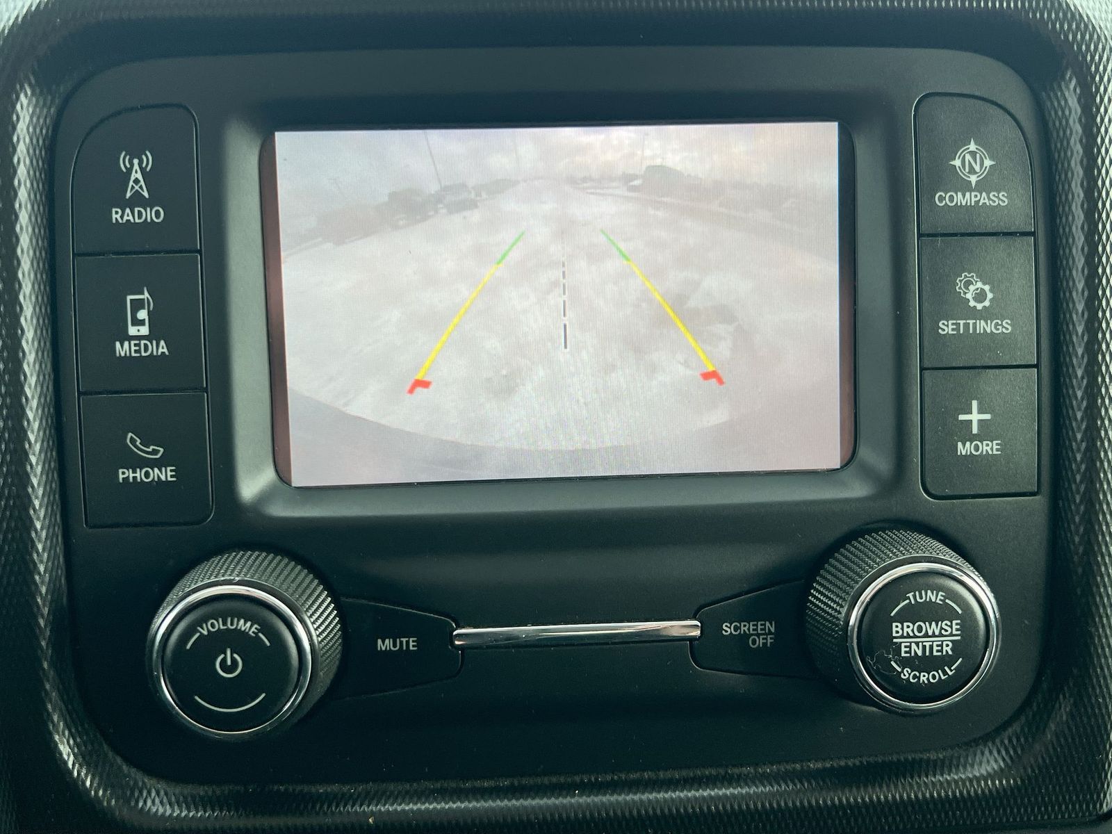 Thumbnail: 2020 Jeep Wrangler - 29