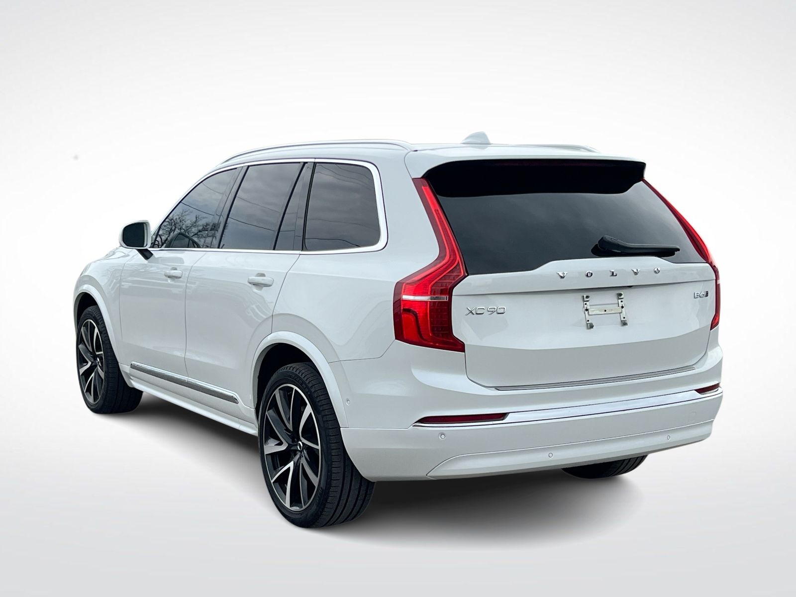 Thumbnail: 2023 Volvo XC90 - 6