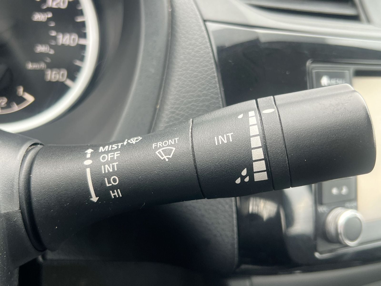 Thumbnail: 2019 Nissan Sentra - 26