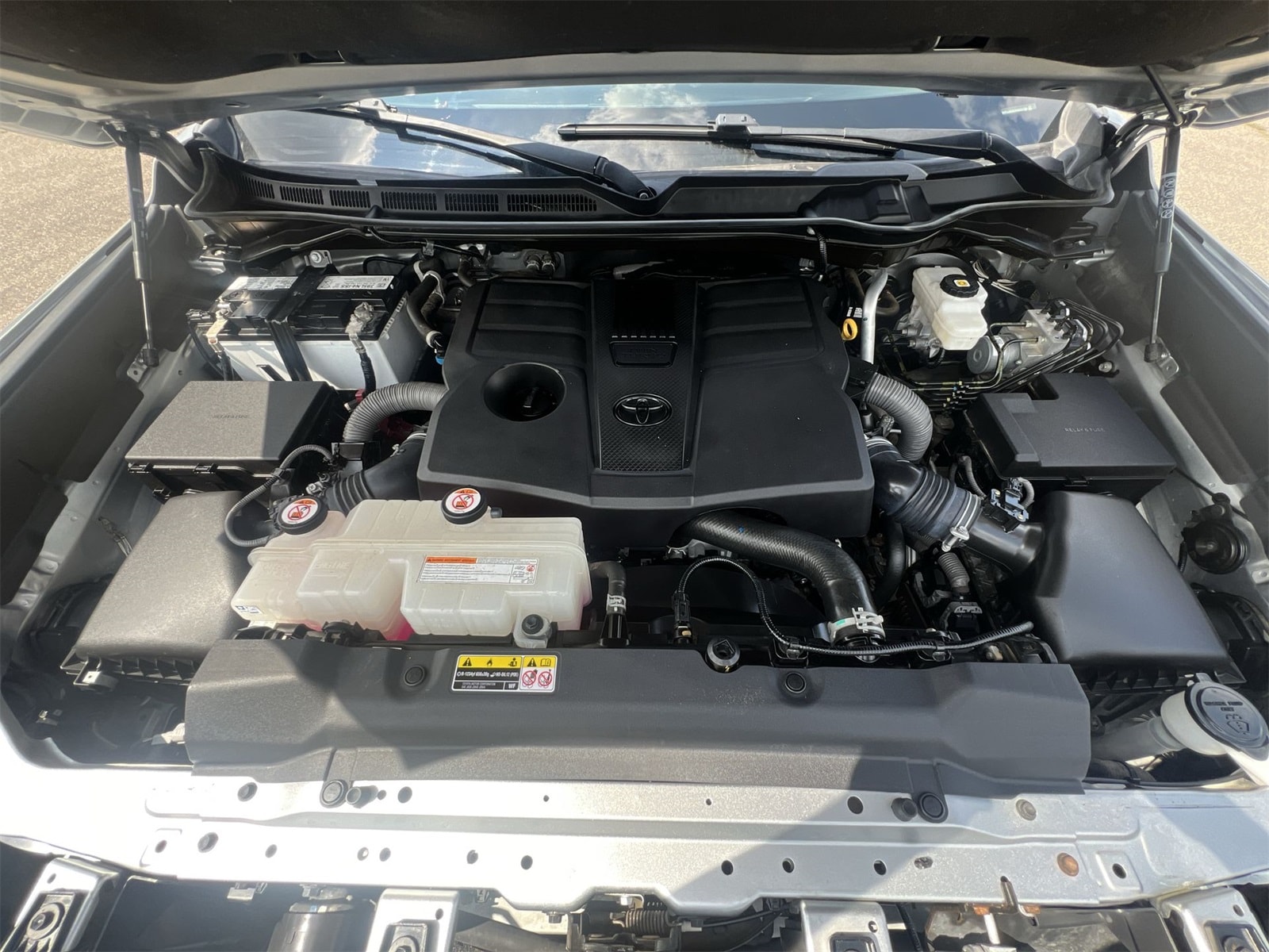 Thumbnail: 2022 Toyota Tundra - 15