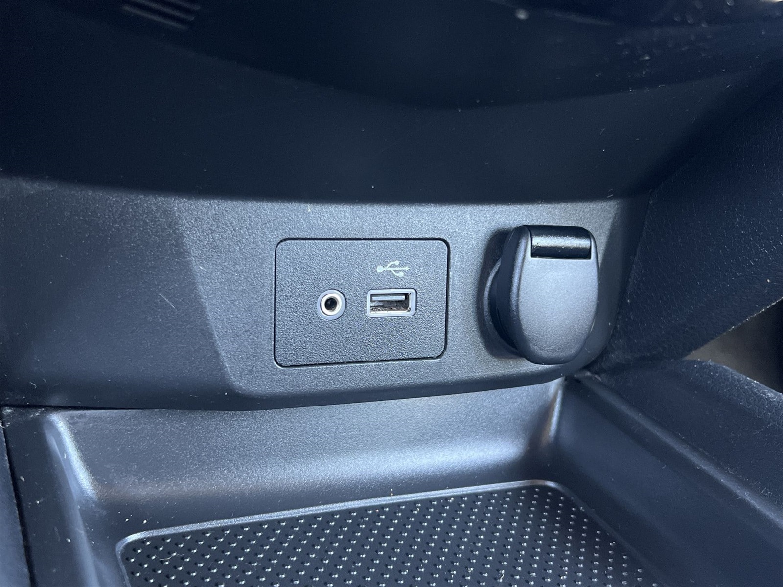 Thumbnail: 2019 Nissan Rogue - 30