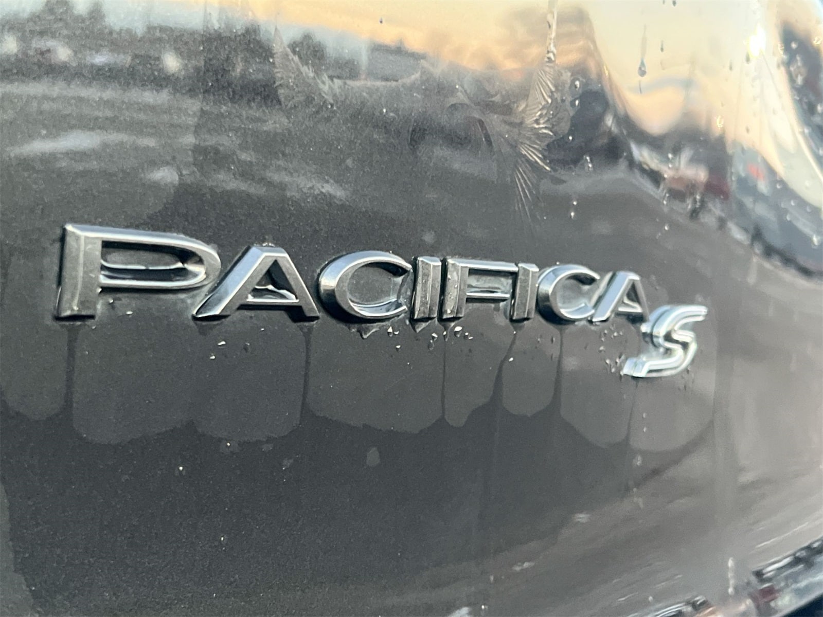 Thumbnail: 2018 Chrysler Pacifica - 13