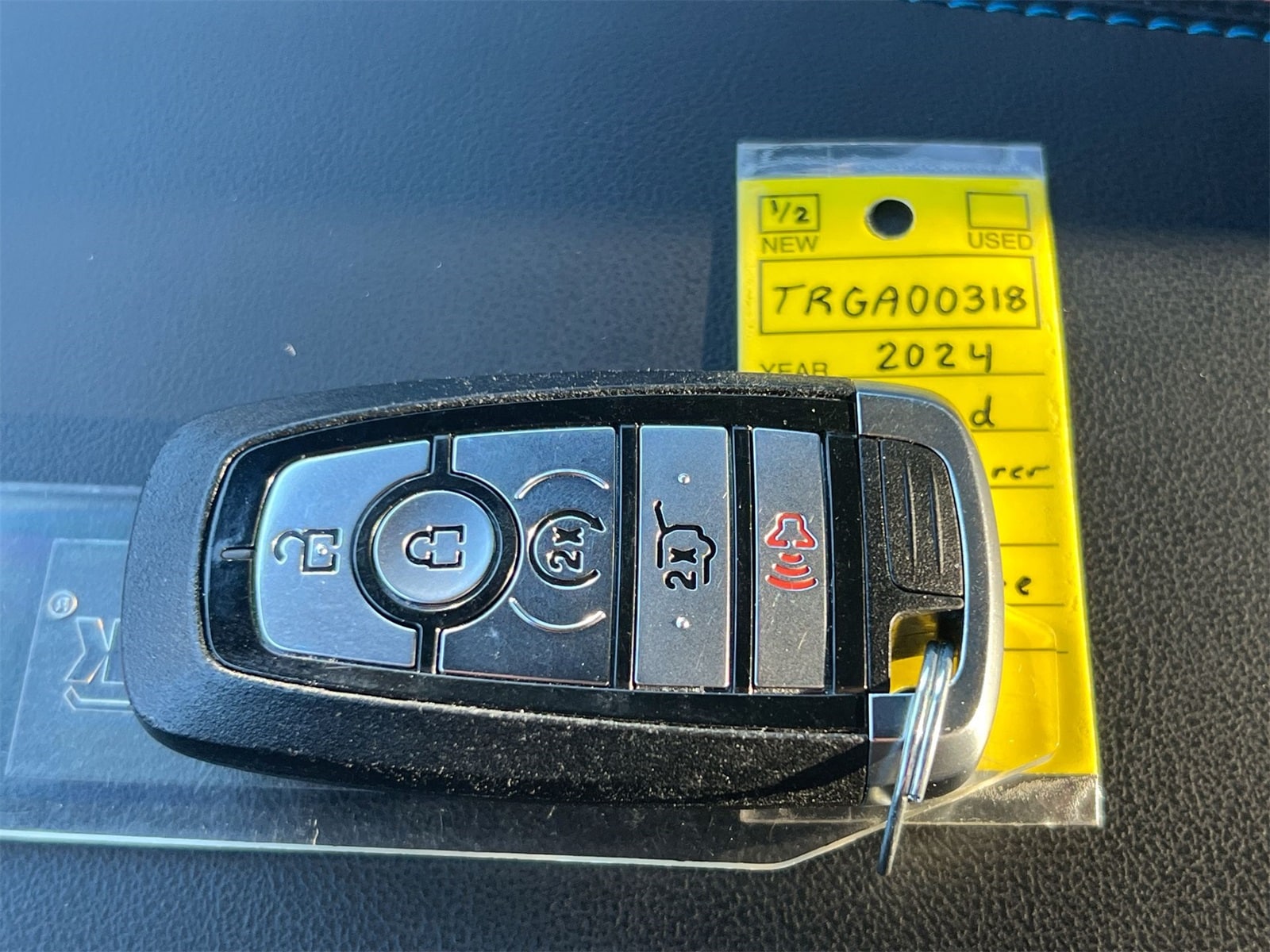 Thumbnail: 2024 Ford Explorer - 36