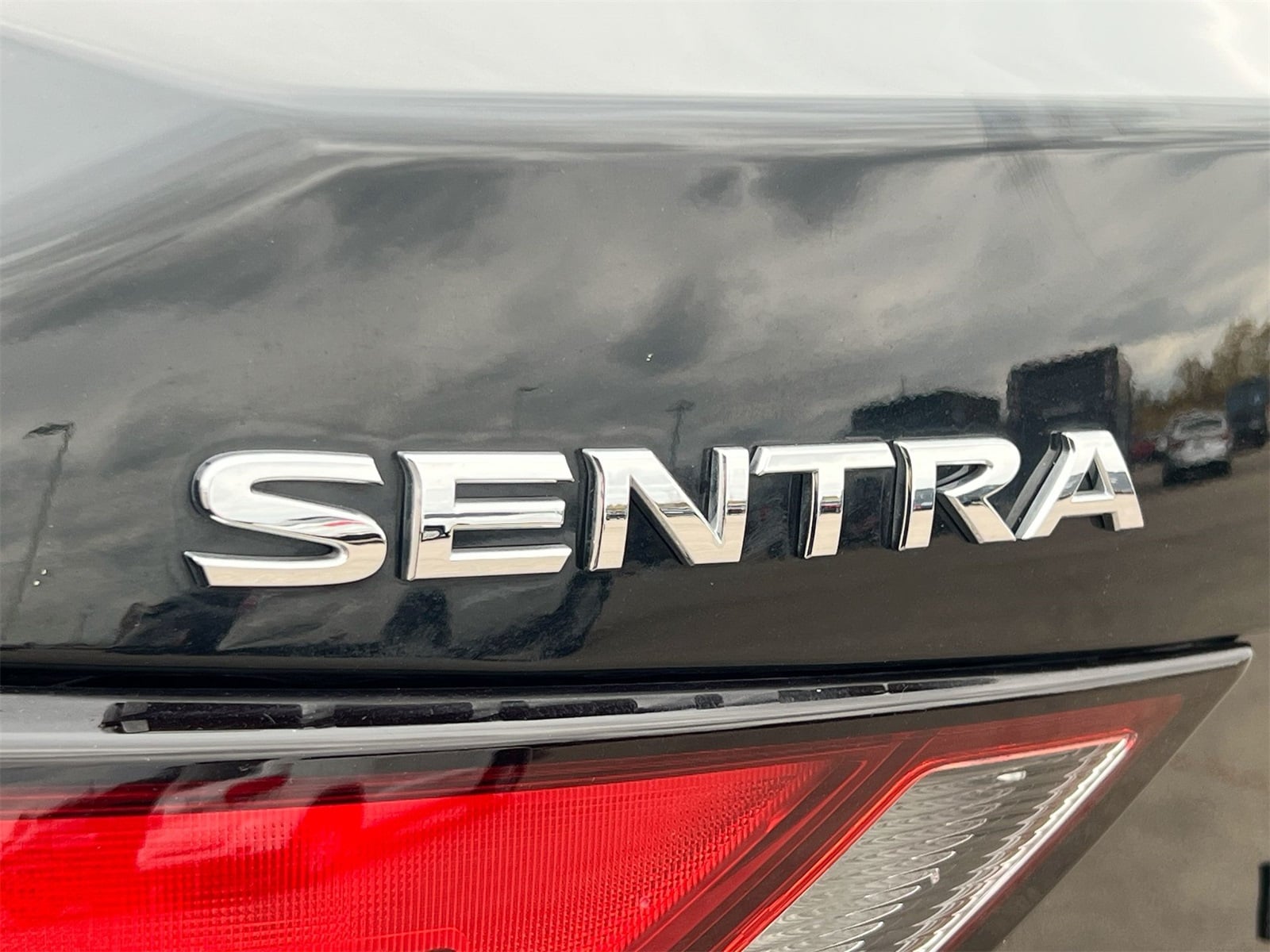 Thumbnail: 2021 Nissan Sentra - 12